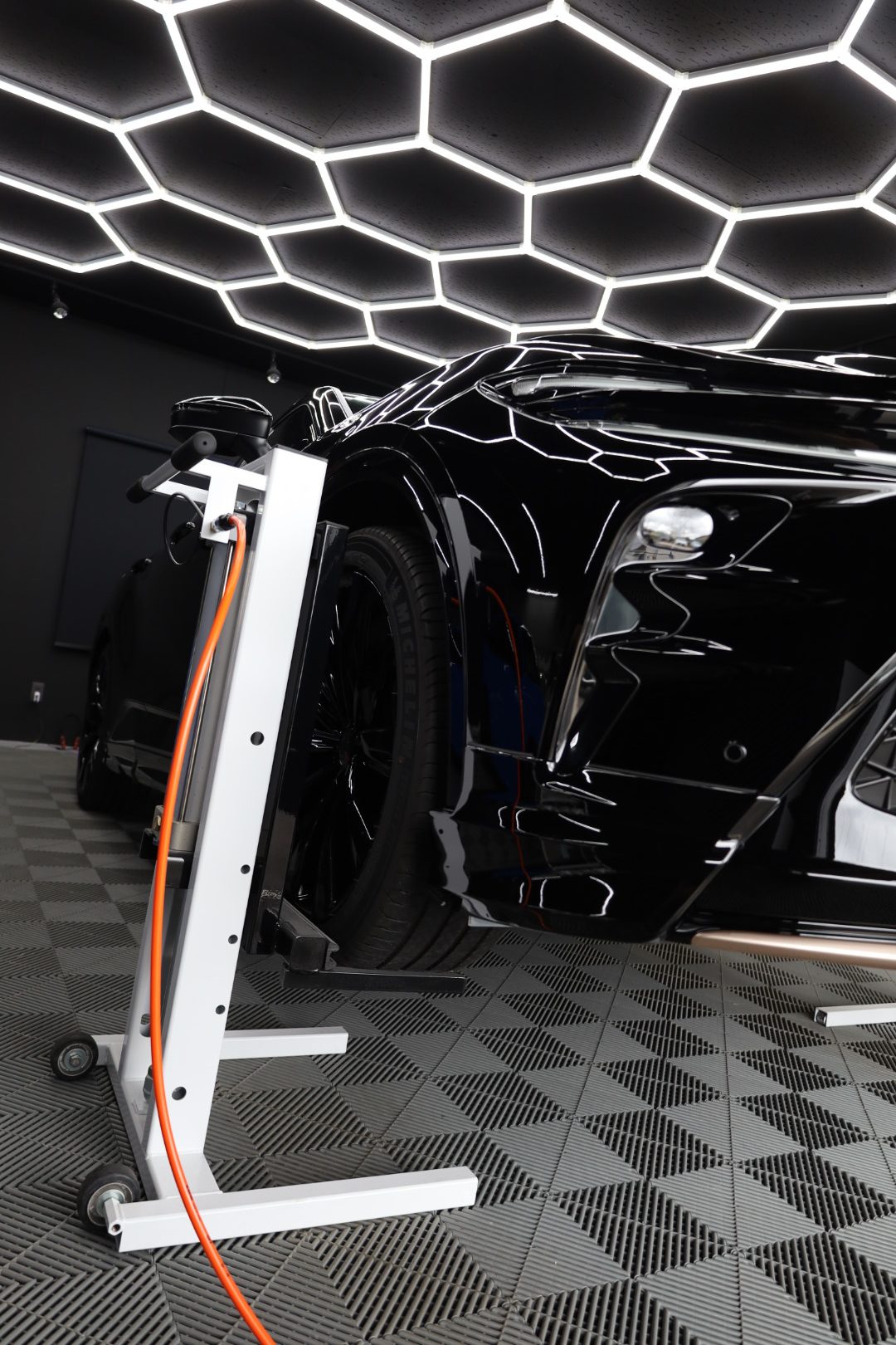 TOYOTA CROWN SPORT/FEYNLAB WHEEL AND CALIPER